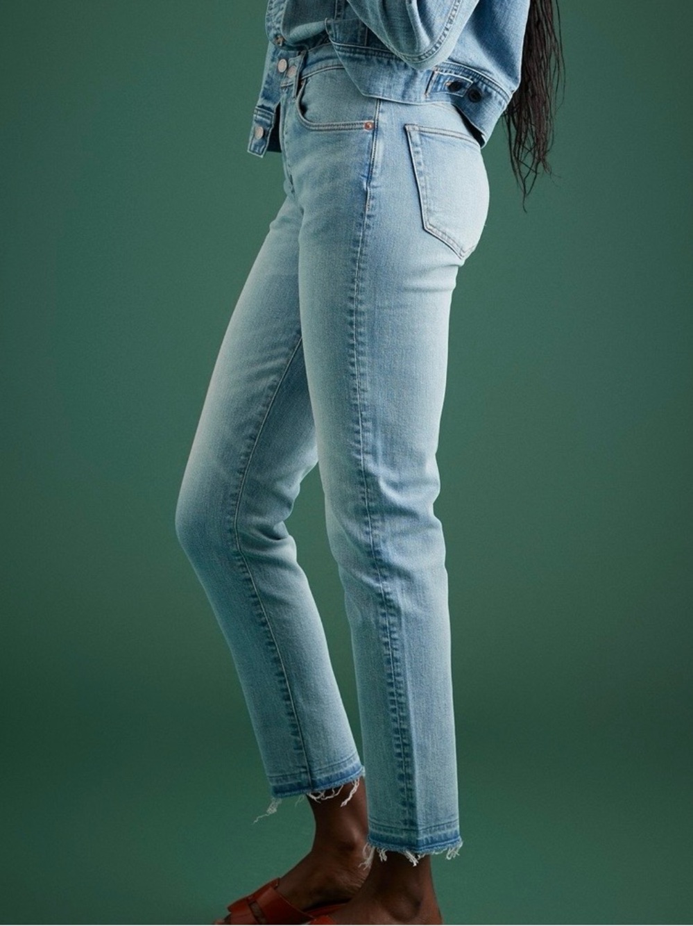 American Eagle AE77 Mom Jeans